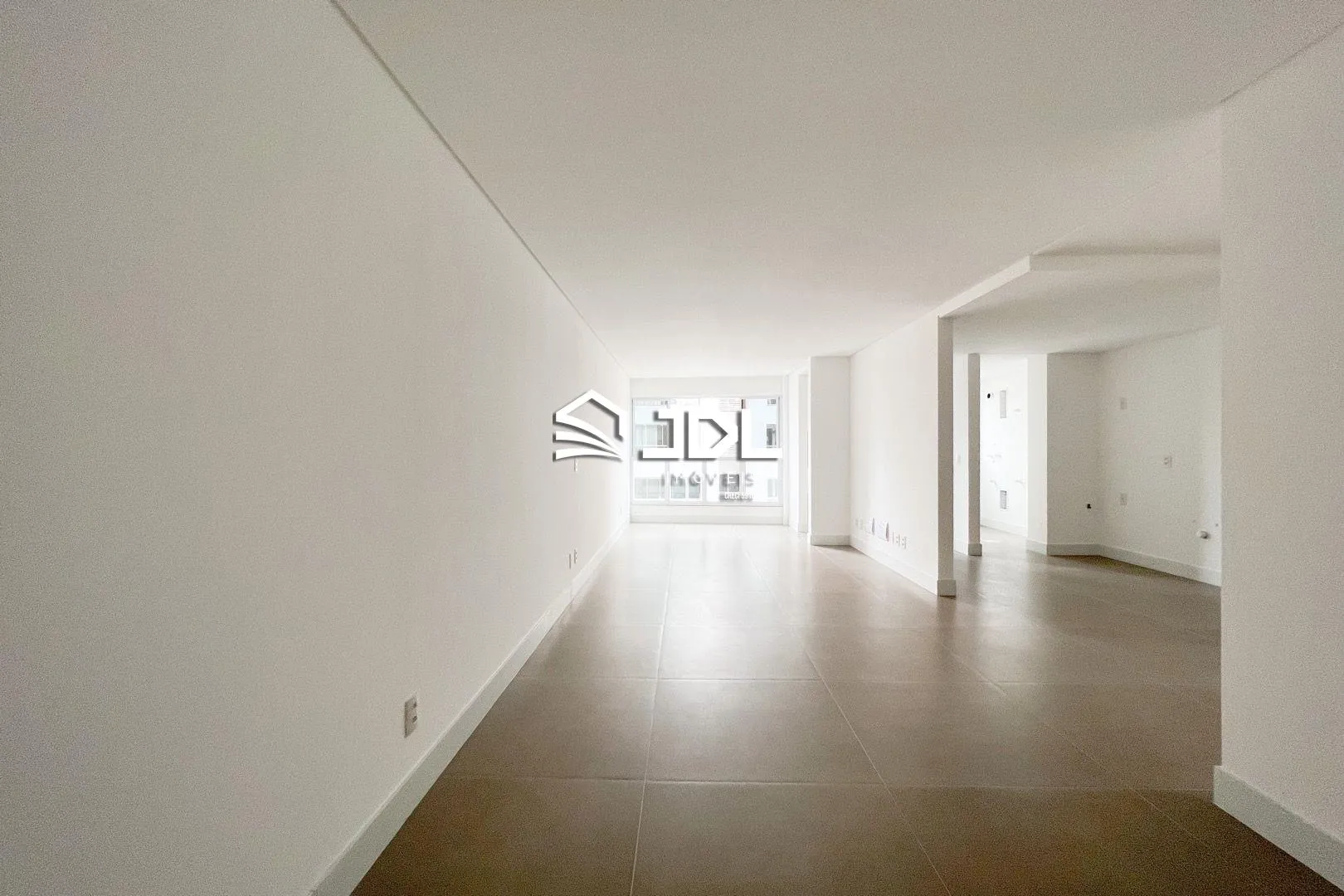 Apartamento à venda no bairro Centro - foto 1