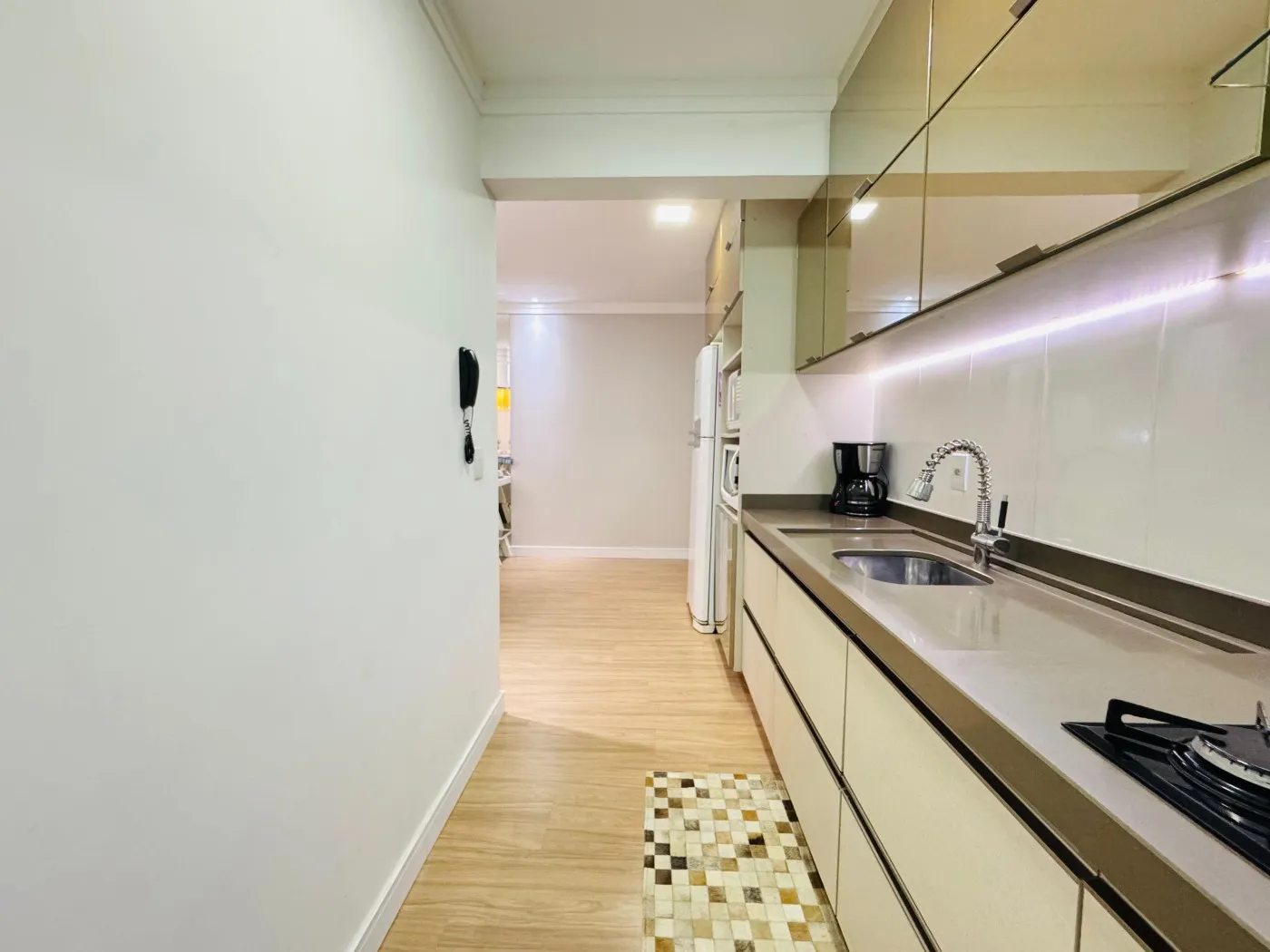 Apartamento para Venda em Blumenau, Garcia, 2 dormitórios, 1 suíte, 2 banheiros, 1 vaga — foto 5