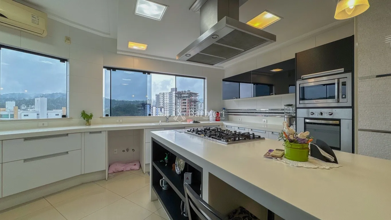 Cobertura no Jardim Blumenau com 4 suítes. — foto 2