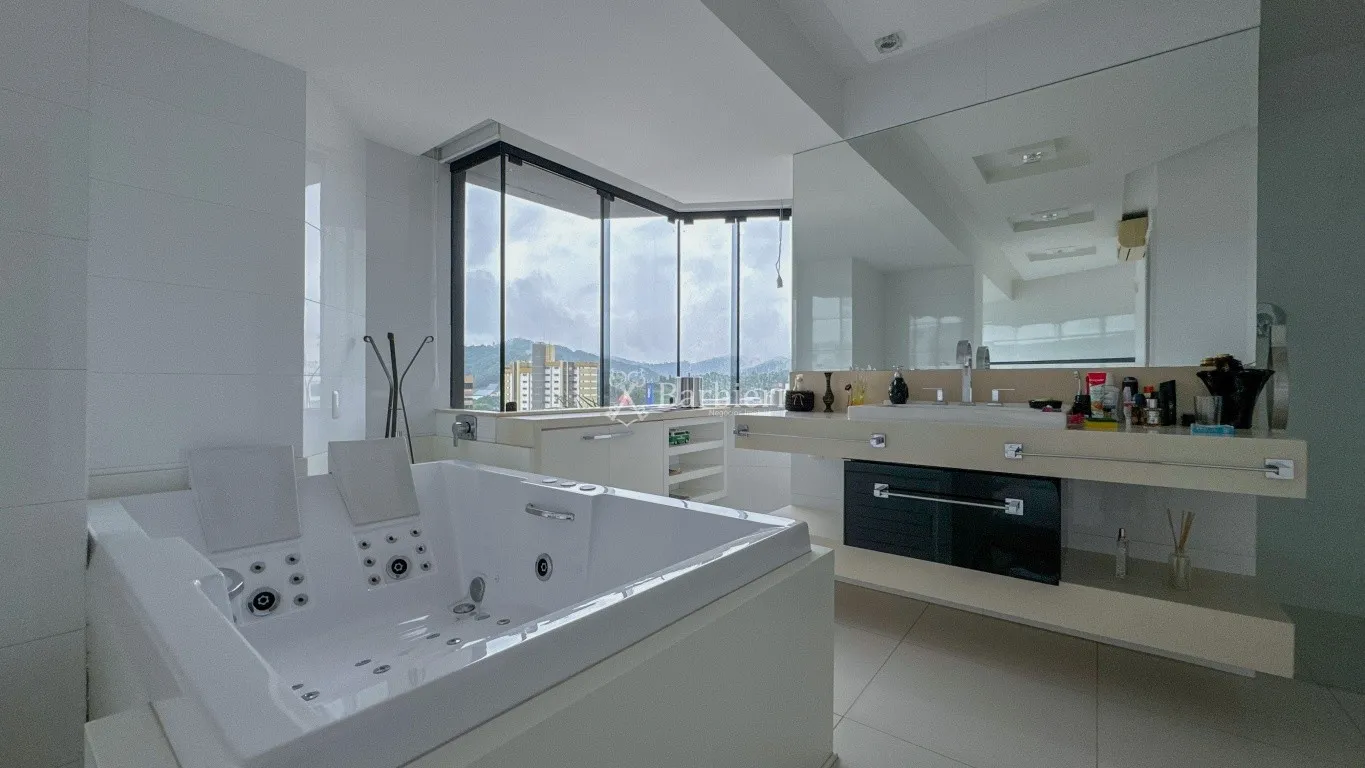 Cobertura no Jardim Blumenau com 4 suítes. — foto 7