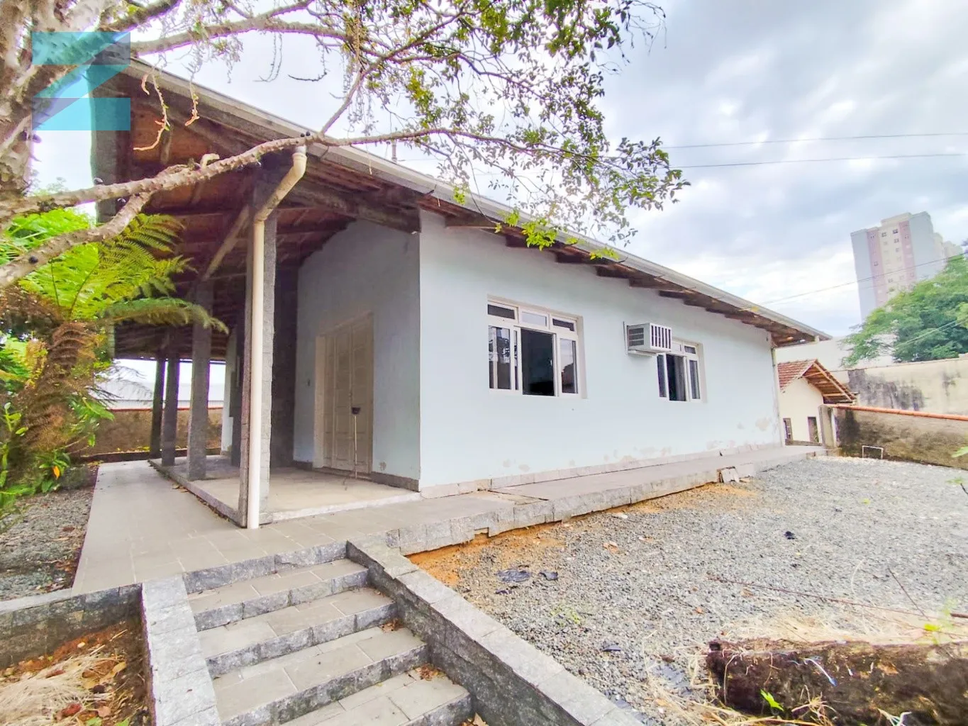 Imõvel na melhor localização do bairro da Velha ! - foto 1