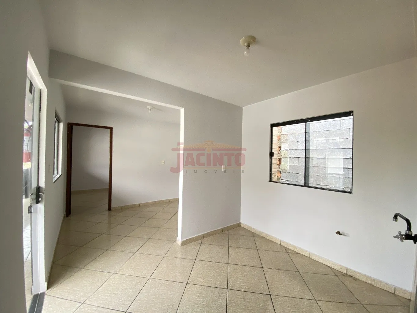 Apartamento com 2 dormitórios no Bairro Fortaleza Alta. - foto 1