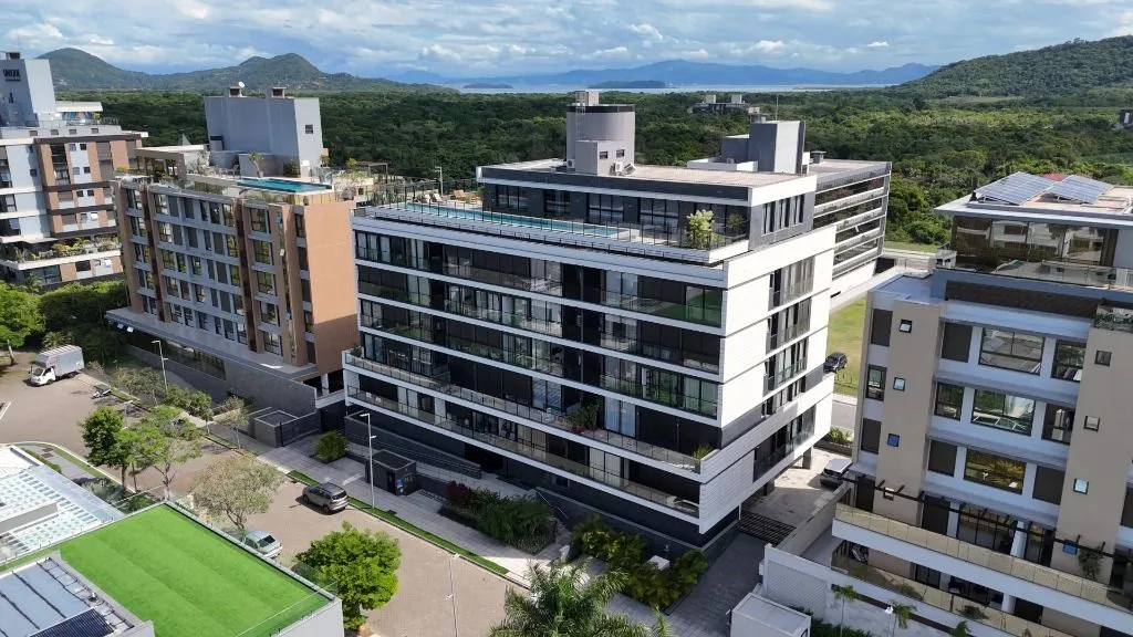 Apartamento em Florianópolis - foto 1