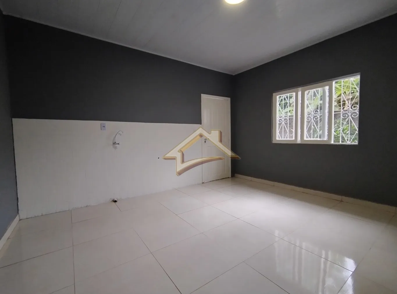 Excelente casa térrea localizada no bairro Garcia em Blumenau! — foto 7