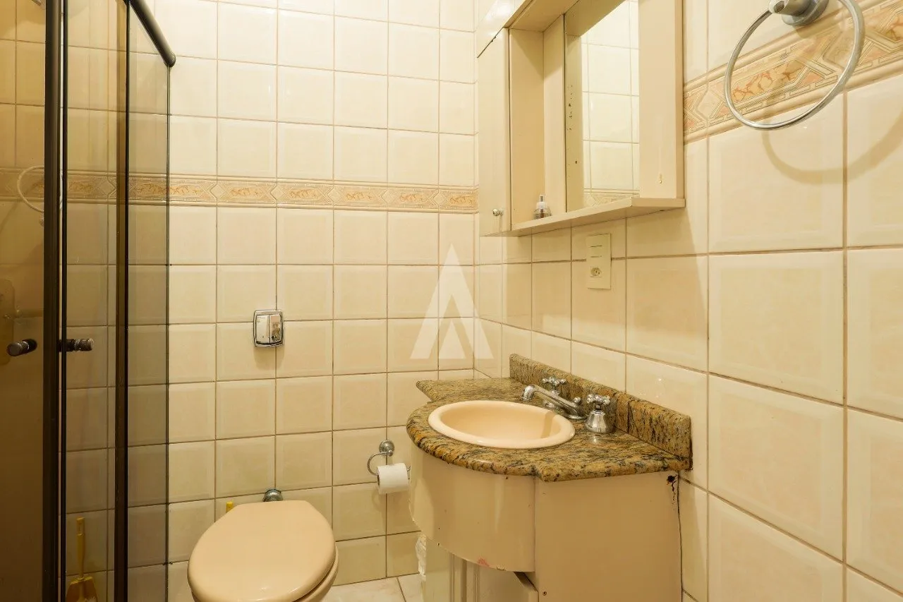 Casa com 1 suíte(s) mais 2 quarto(s) à venda no bairro Santo Antônio em Joinville, por R$ 1.600.000.00. — foto 7