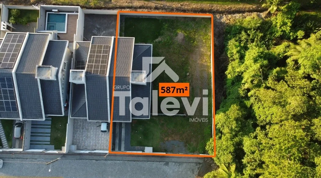 CASA EXCLUSIVA NO CENTRO DE POMERODE | PRIVACIDADE + LOCALIZAÇÃO PREMIUM — foto 3