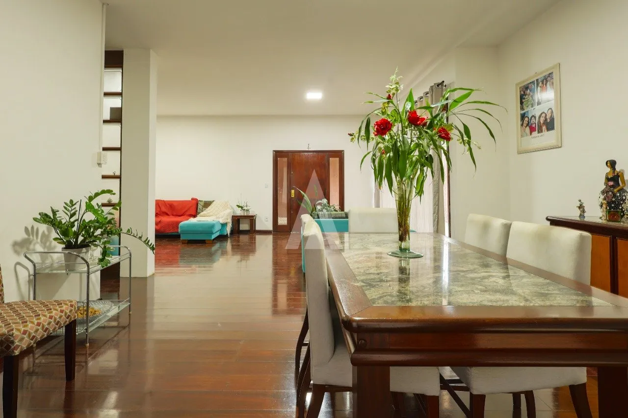 Casa com 1 suíte(s) mais 2 quarto(s) à venda no bairro América em Joinville, por R$ 1.240.000.00. — foto 4