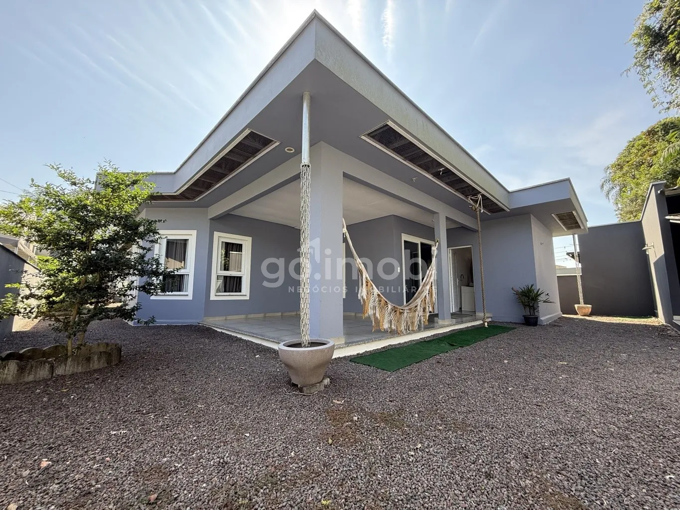 Casa em estilo americano, Próximo à Blumenau. - foto 1