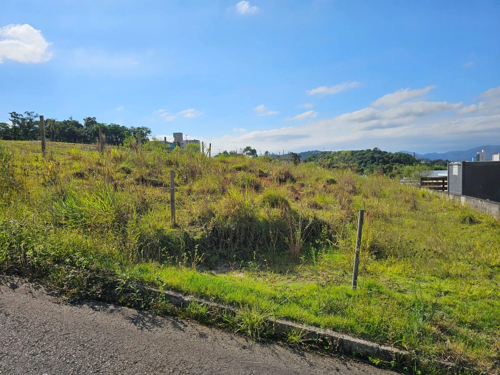 TERRENO NO BAIRRO SANTA TEREZINHA - RUA SEM SAÍDA - foto 1
