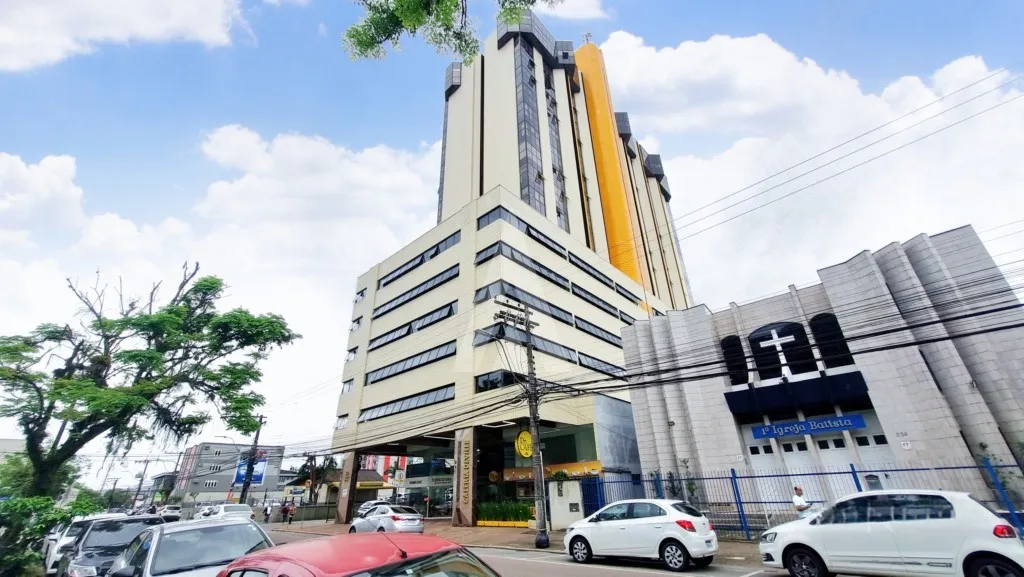 Sala comercial no bairro Centro com 1 sala e 1 lavabo - foto 1