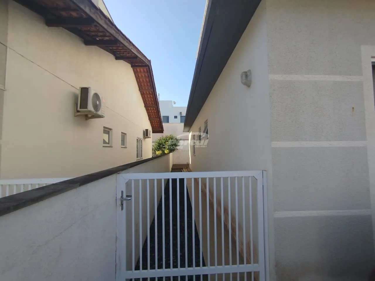 Casa em CONDOMINIO FECHADO, distância da praia 500mts da praia! — foto 6