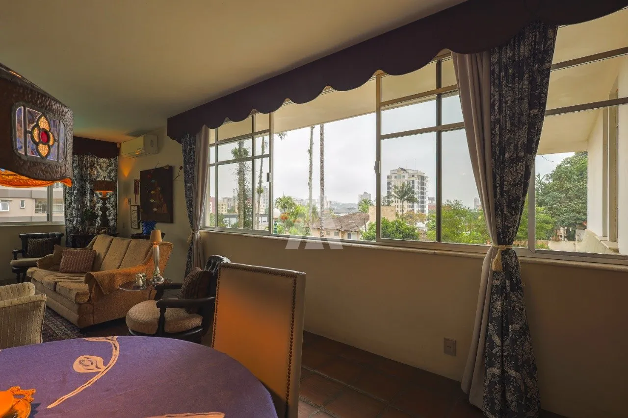 Casa com 2 suíte(s) mais 2 quarto(s) à venda no bairro Saguaçu em Joinville, de R$ 3.200.000,00 por R$ 2.200.000.00. — foto 7