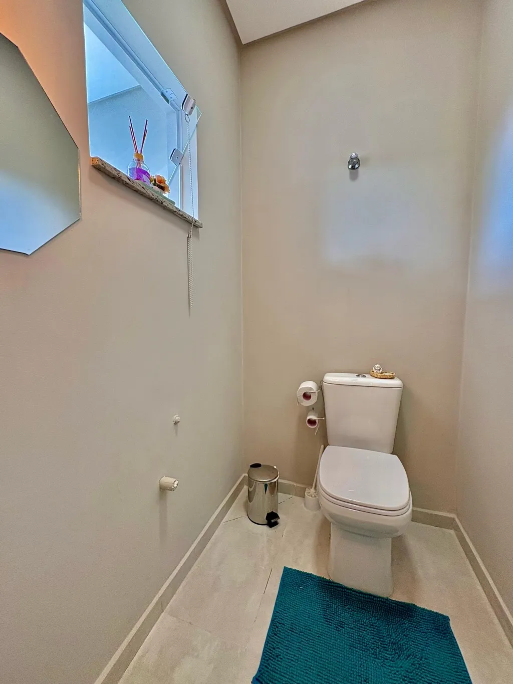 Belíssimo Sobrado Triplex no bairro Escola Agrícola. — foto 7