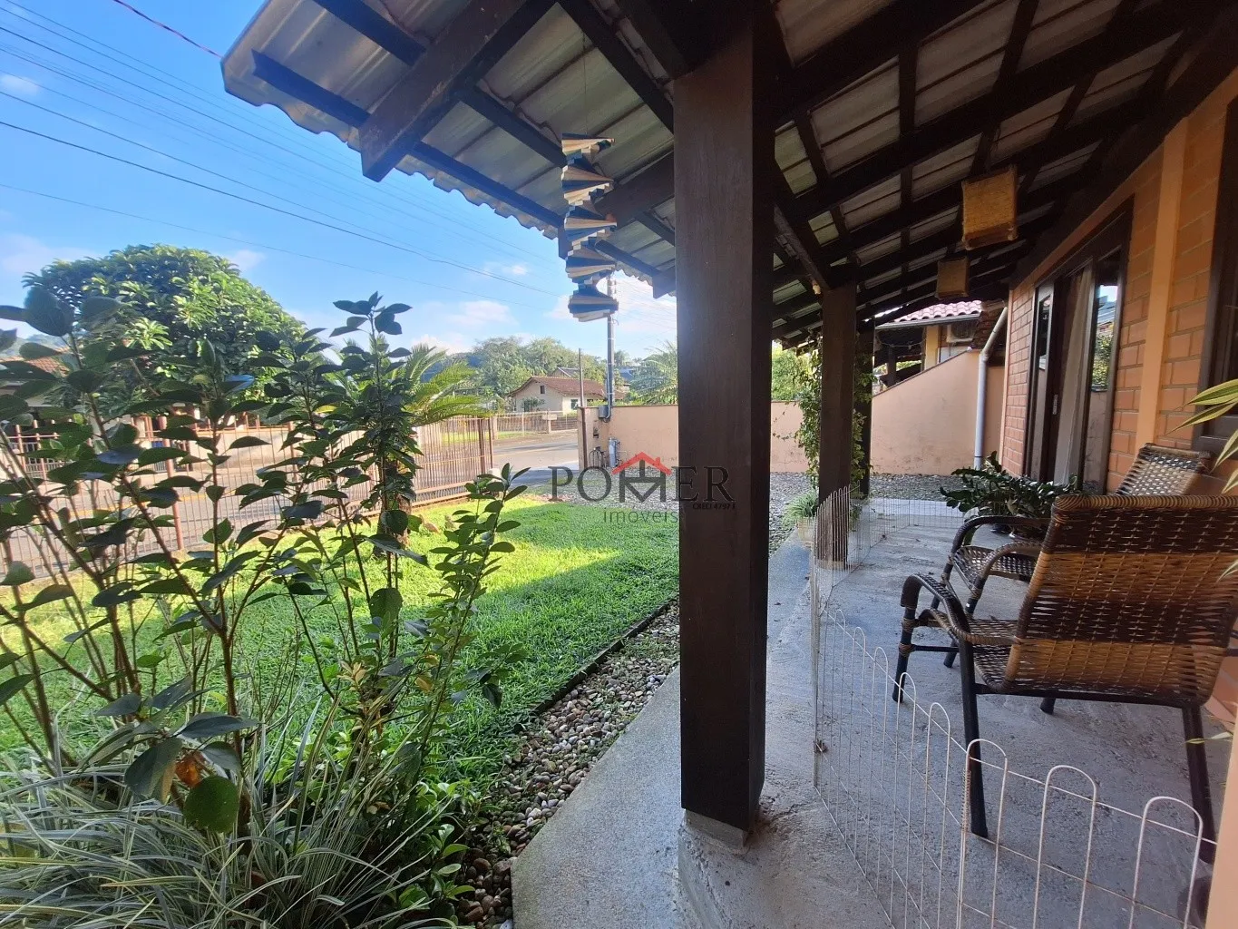 Aconchegante Casa no Bairro Testo Alto na cidade de Pomerode, com 253,70m de área construída com 3 dormitórios, em tranquila via asfaltada, sem saída. — foto 5