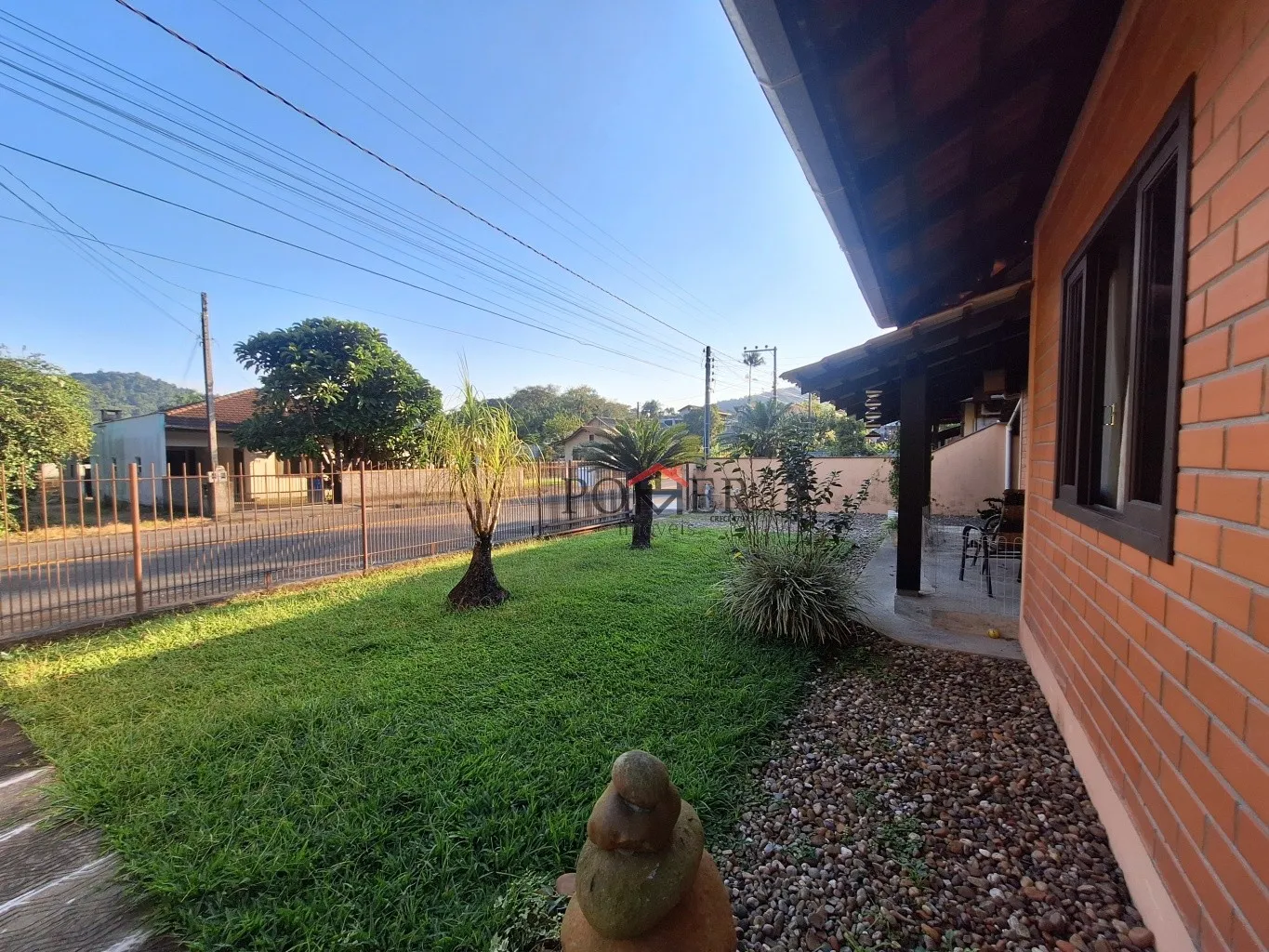 Aconchegante Casa no Bairro Testo Alto na cidade de Pomerode, com 253,70m de área construída com 3 dormitórios, em tranquila via asfaltada, sem saída. — foto 6
