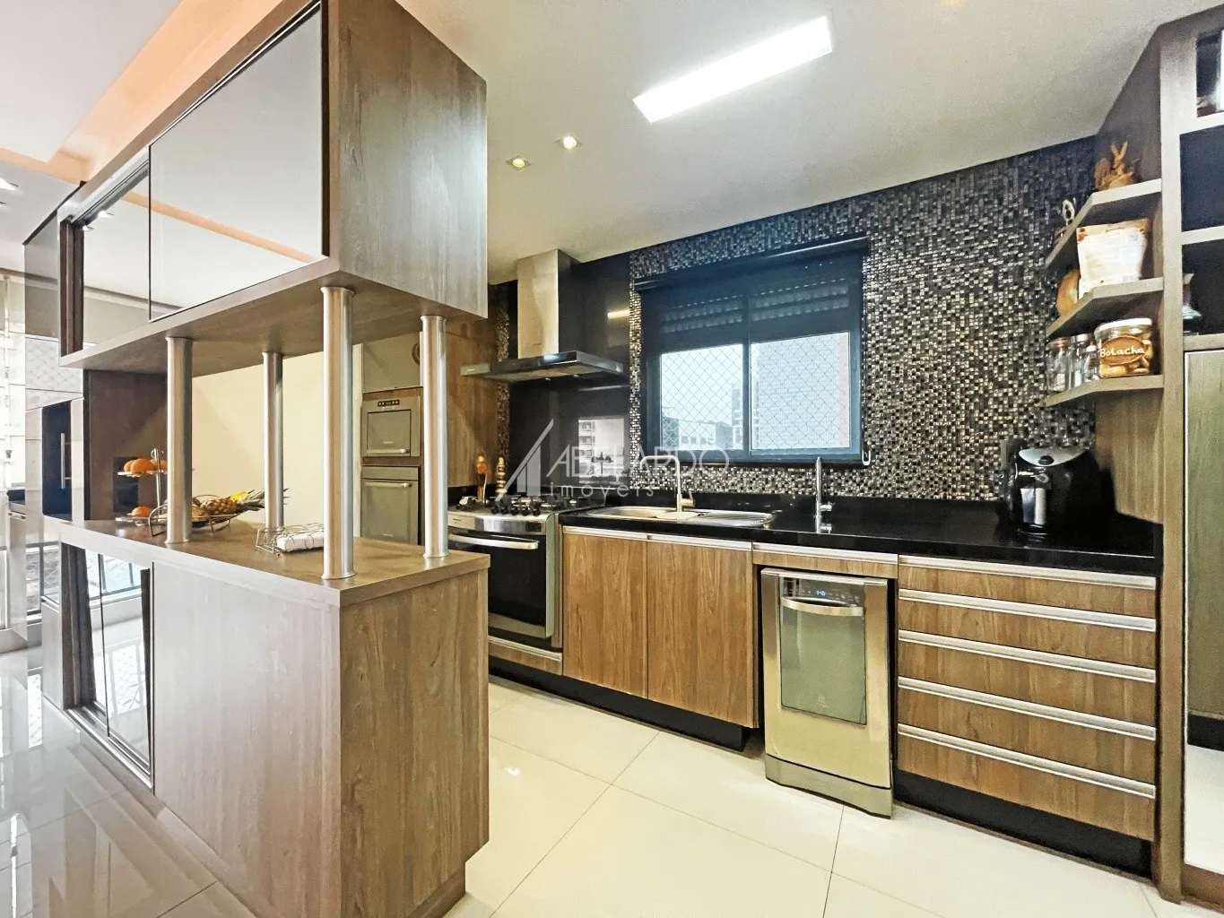 APARTAMENTO COM 3 SUITES E 3 VAGAS - JARDIM BLUMENAU — foto 7