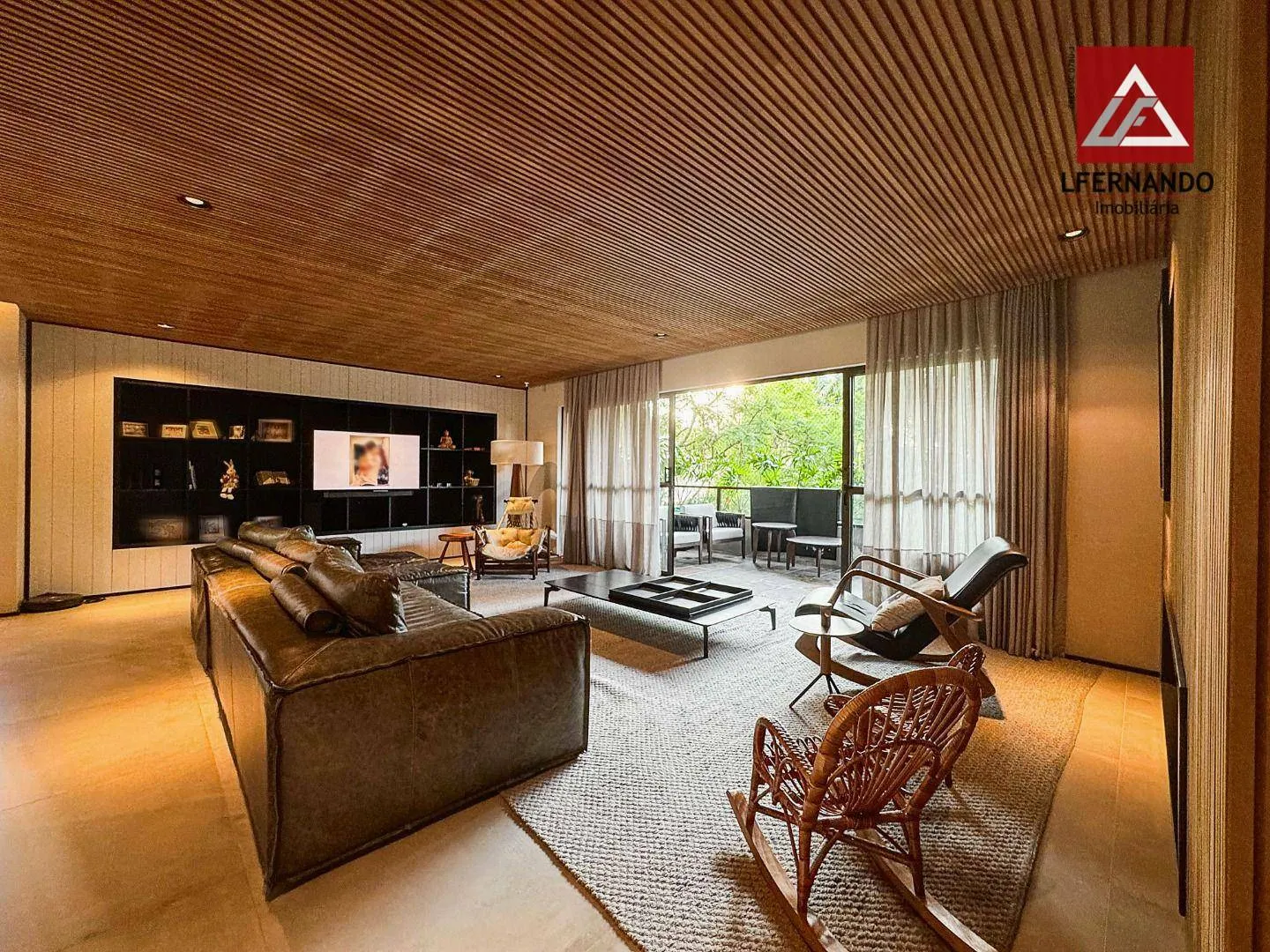 Apartamento com 4 dormitórios, sendo 3 suítes à venda, 375 m por R$ 4.900.000 - Ponta Aguda - Blumenau/SC - foto 1