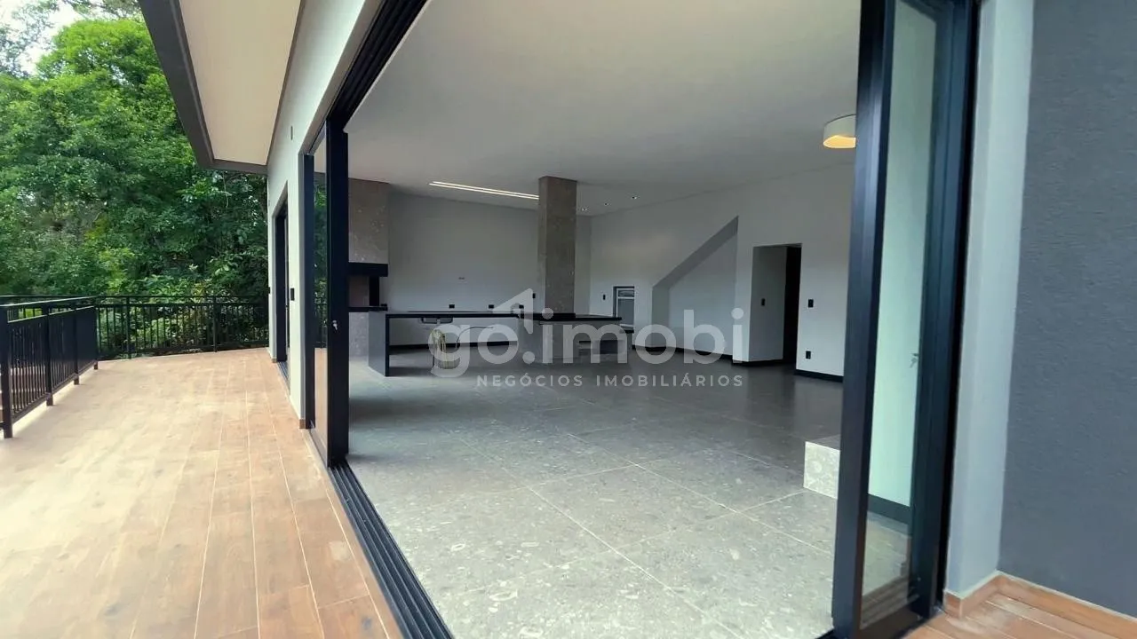 Casa alto padrão com 4 SUÍTES localizado na Barragem de Palmeiras! — foto 7