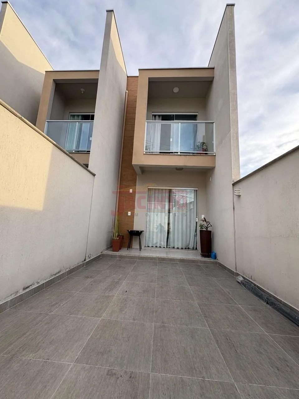 Sobrado Triplex semimobiliado à venda — foto 3
