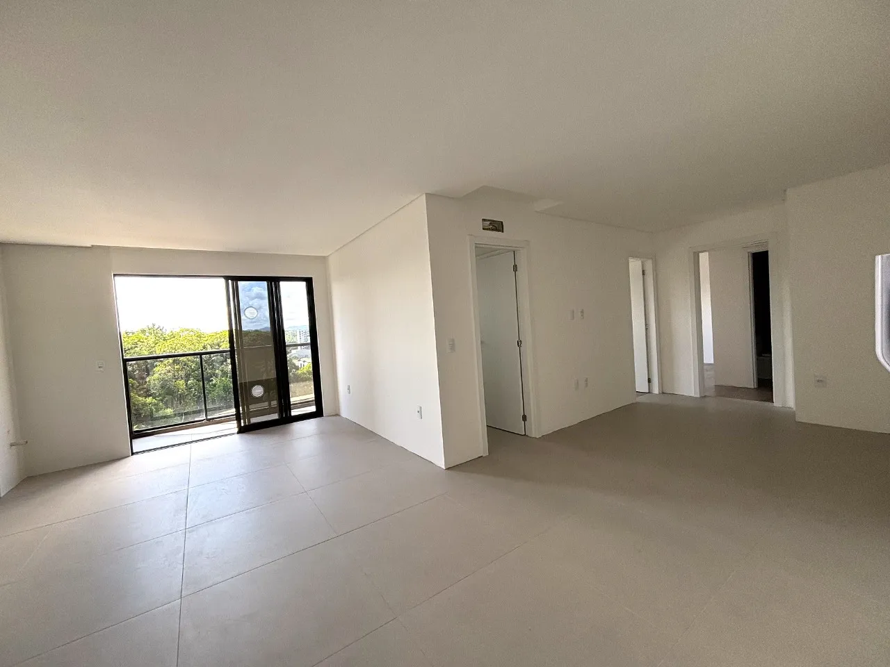 Apartamento com 2 suíte(s) à venda no bairro Anita Garibaldi em Joinville, por R$ 773.032,00. — foto 3