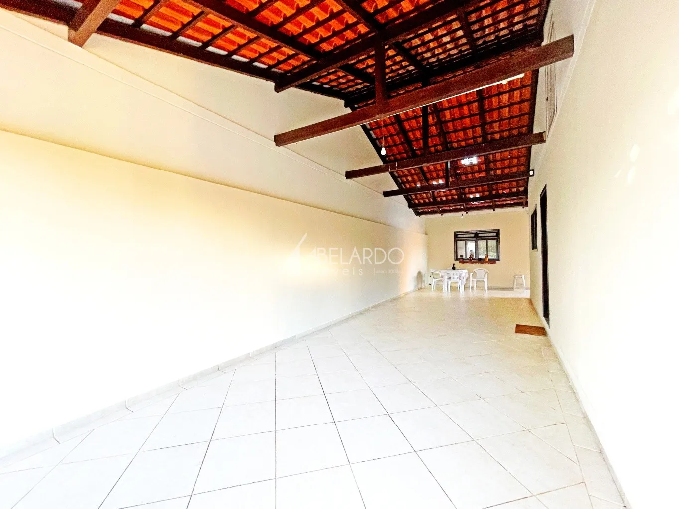 Casa em rua sem saída mobiliada no bairro Agua Verde — foto 5