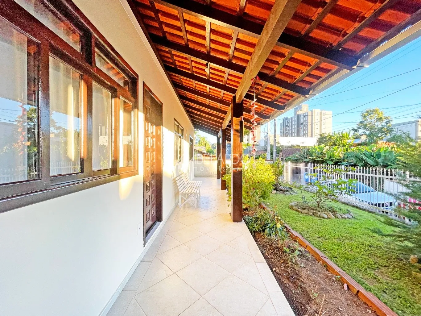 Casa em rua sem saída mobiliada no bairro Agua Verde — foto 6