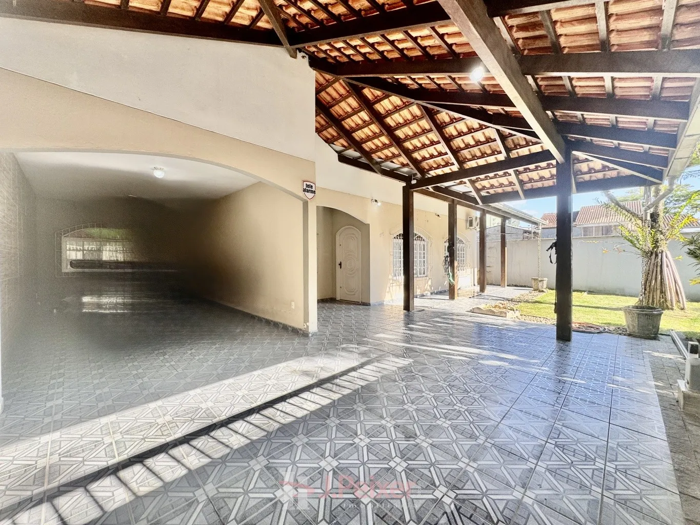 Casa com 3 quartos sendo 1 suíte, escritório, área de festa amplo terreno com 450,00 m no Bairro da Velha em Blumenau-SC — foto 4