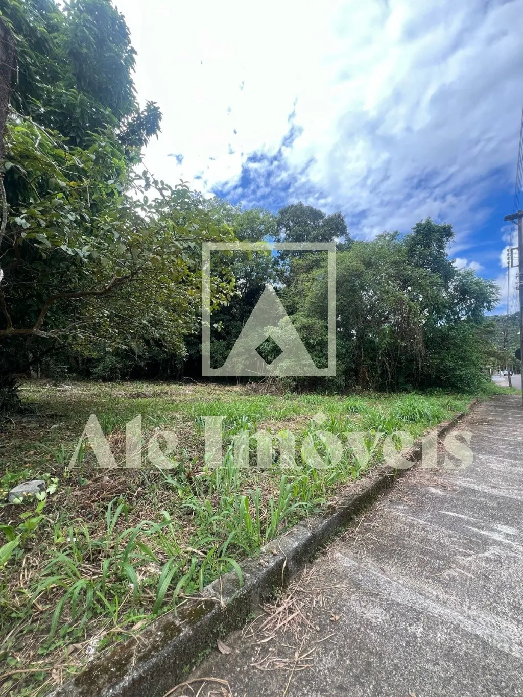 Terreno Exclusivo no Centro de Pomerode: Oportunidade Única para Morar ou Investir — foto 4