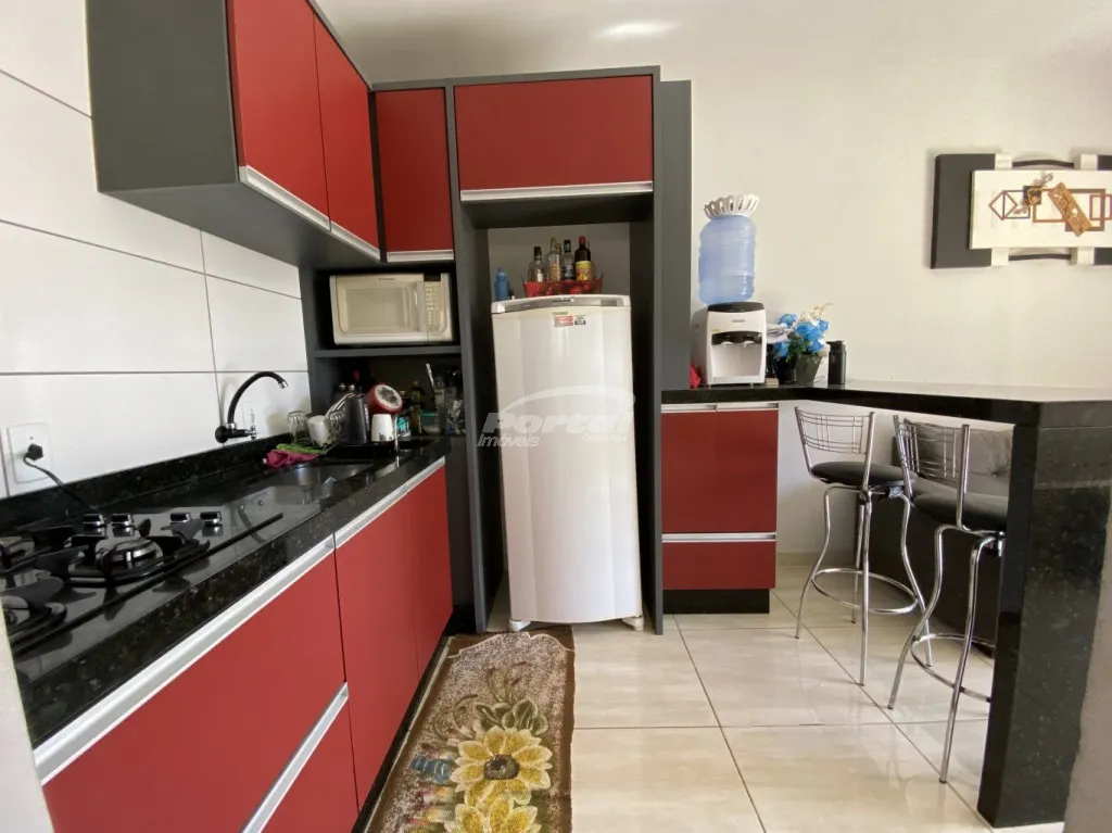 Casa mobiliado com 2 dormitórios a cerca de 950 metros do mar, no bairro Itacolomi em Balneário Piçarras/SC (Cód. 20975) — foto 7