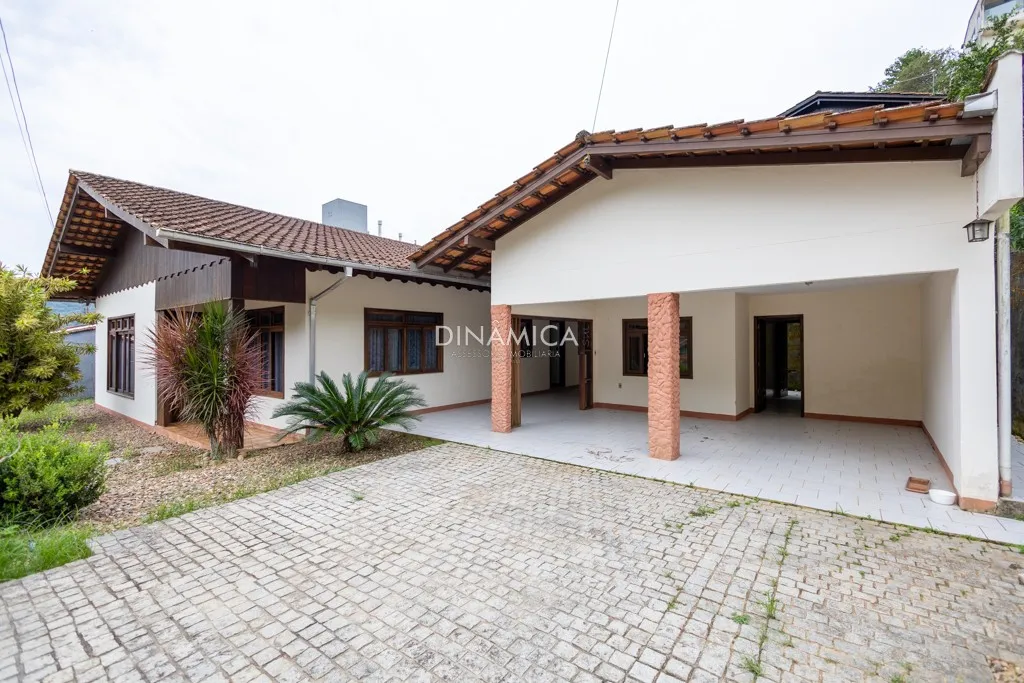 Casa térrea à venda no Garcia - recém-pintada, com quitinete anexa! - foto 1