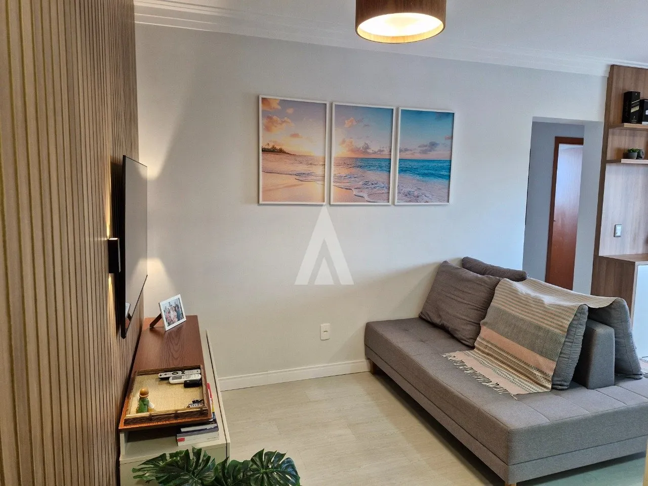 Apartamento com 1 suíte(s) mais 1 quarto(s) à venda no bairro IRIRIU em JOINVILLE, por R$ 469.900.00. — foto 2