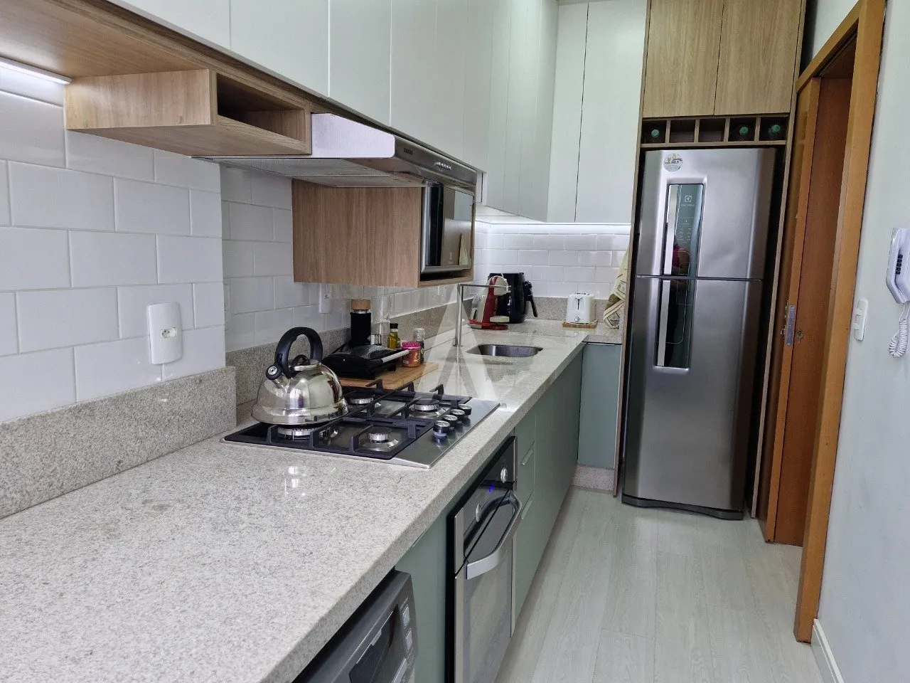 Apartamento com 1 suíte(s) mais 1 quarto(s) à venda no bairro IRIRIU em JOINVILLE, por R$ 469.900.00. — foto 4