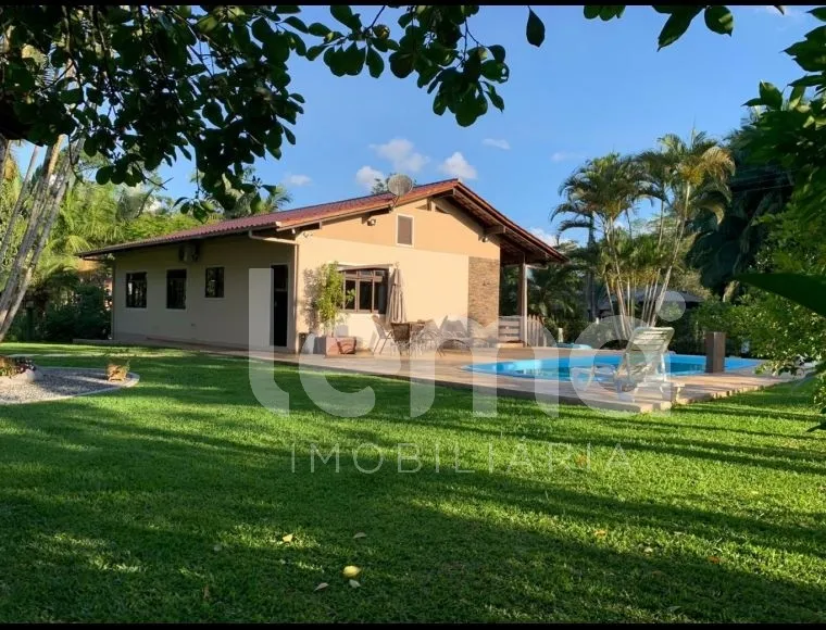 Sítio com casa em alvenaria e amplo terreno no bairro Badenfurt. — foto 3