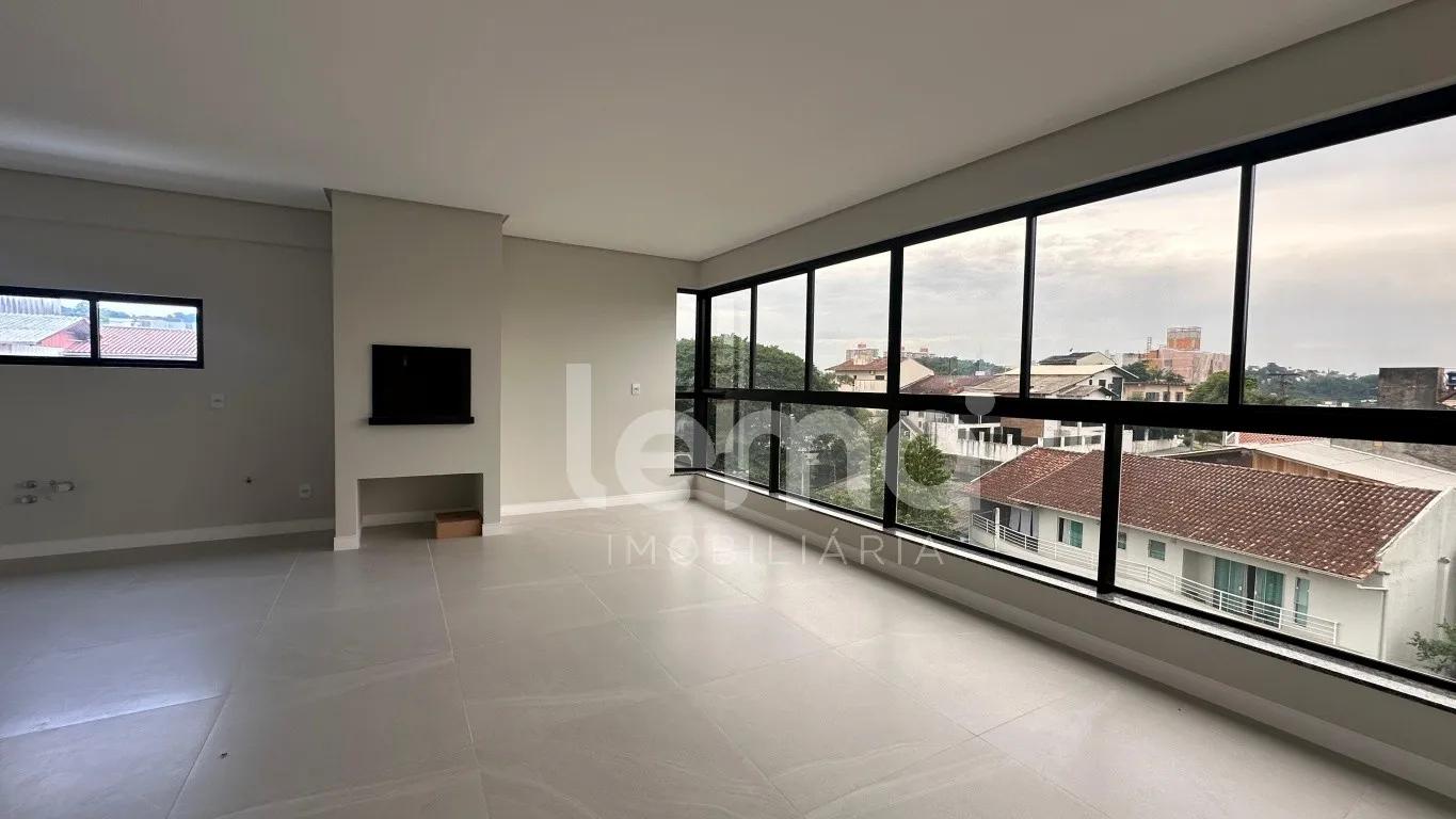 Apartamento com 3 suítes, no bairro Velha. — foto 3