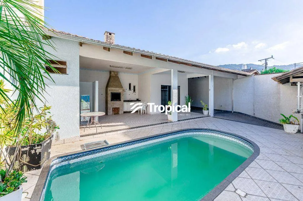 Casa com 4 dormitórios à venda, 220 m por R$ 1.150.000,00 - Garcia - Blumenau/SC - foto 1
