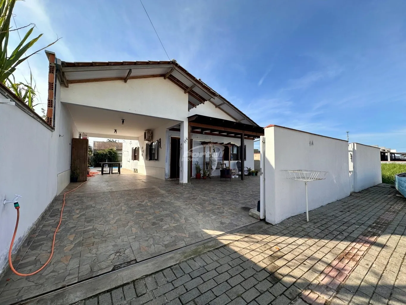 Casa com 3 dormitórios sendo 1 suíte em Barra Velha — foto 2