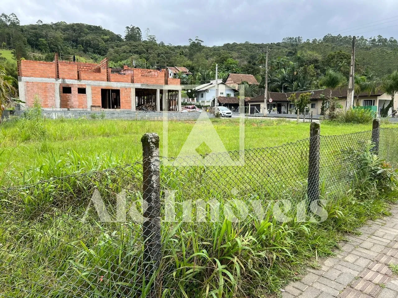 Terreno Amplo em Ribeirão Areia: Ideal para Investimento ou Residência - foto 1