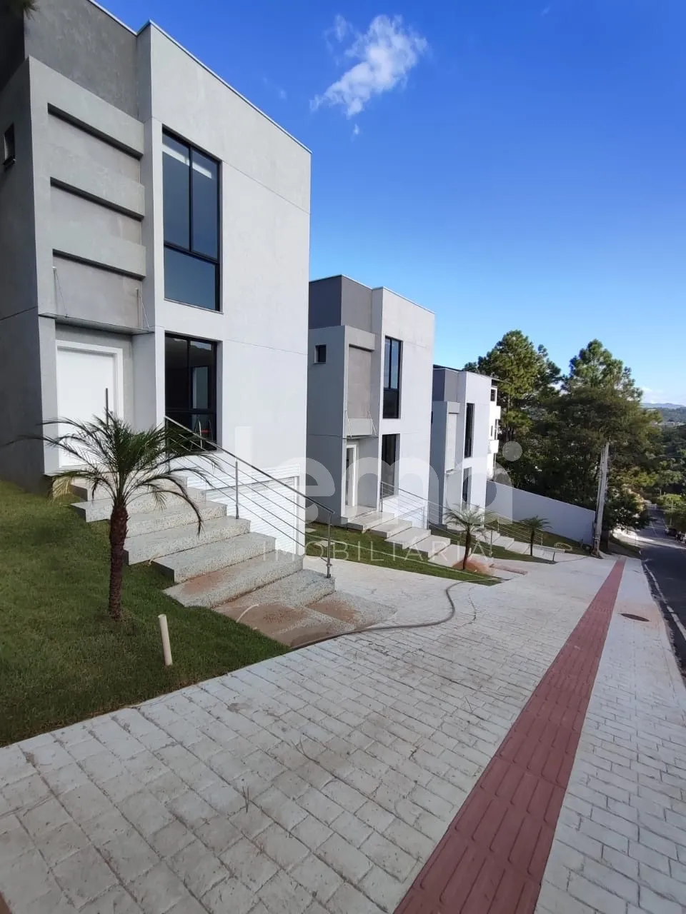 Sobrados no Ariribá Houses em Balneário Camboriú - foto 1