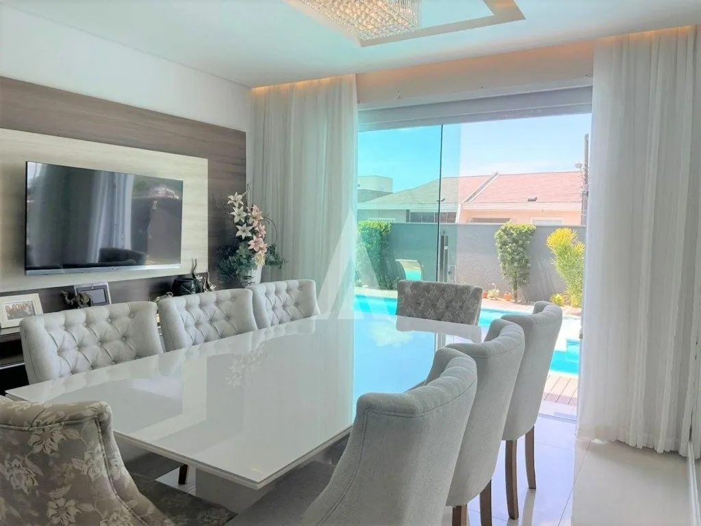 Casa com 1 suíte(s) mais 2 quarto(s) à venda no bairro Costa E Silva em Joinville, por R$ 2.800.000.00. — foto 7