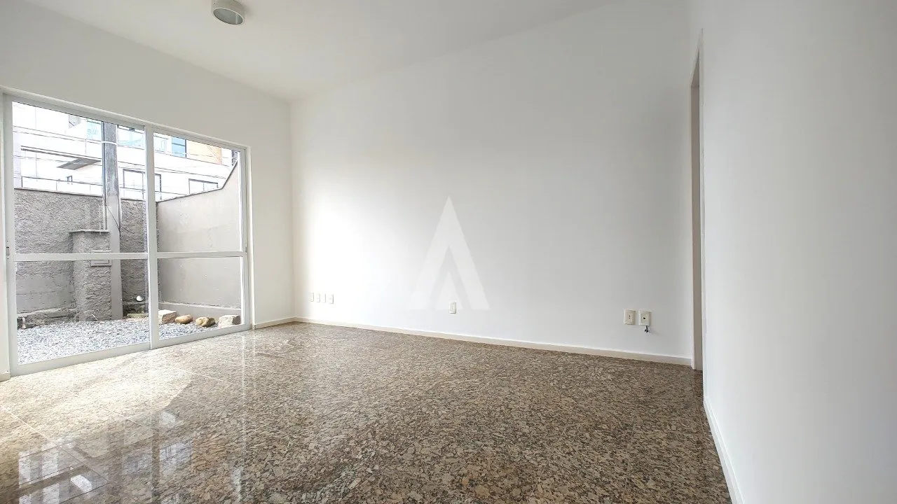 Casa Comercial à venda no bairro América em Joinville, por R$ 1.100.000.00. — foto 6