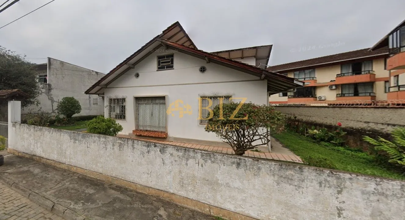 Excelente terreno com 1.017m no Bairro Garcia, ZR2 e potencial construtivo de aproximadamente 2.500m! — foto 2