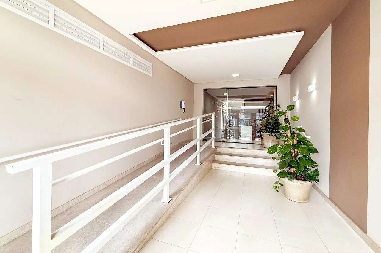 APARTAMENTO SEMI-MOBILIADO COM 3 DORMITORIOS NO CENTRO DE BLUMENAU! — foto 3