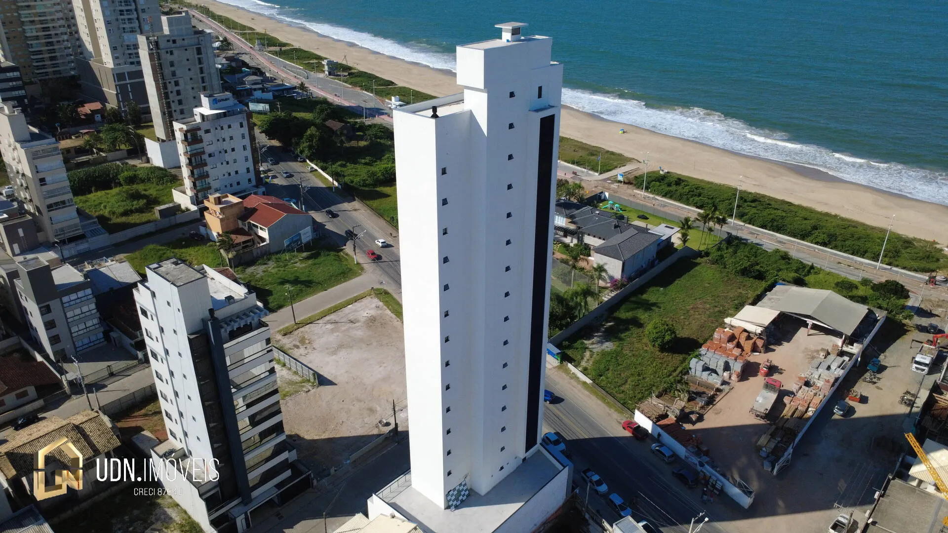Incrível apartamento à venda próximo ao mar, em Piçarras - SC — foto 3