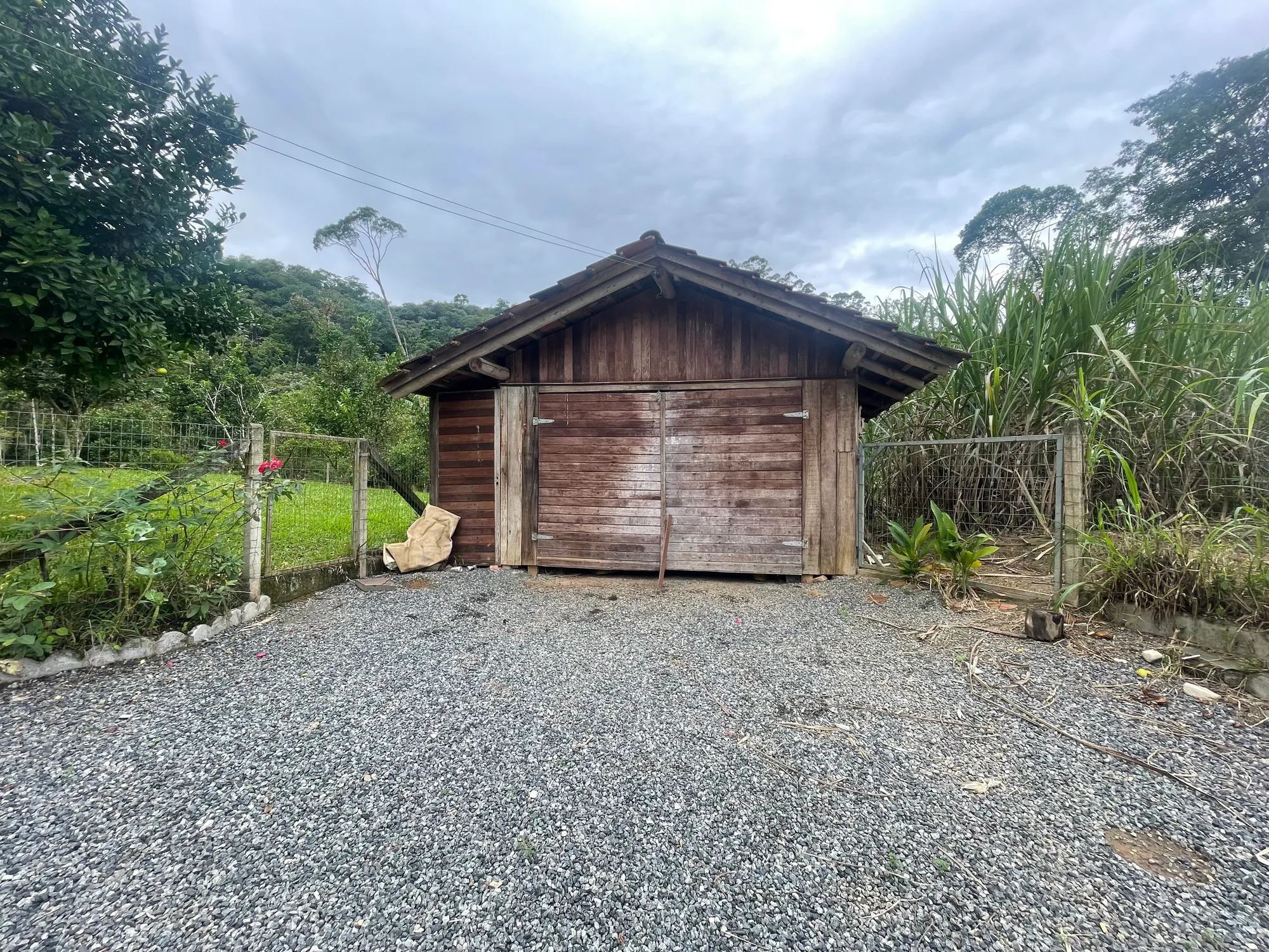 Sítio com casa, lagoas e boa topografia — foto 7