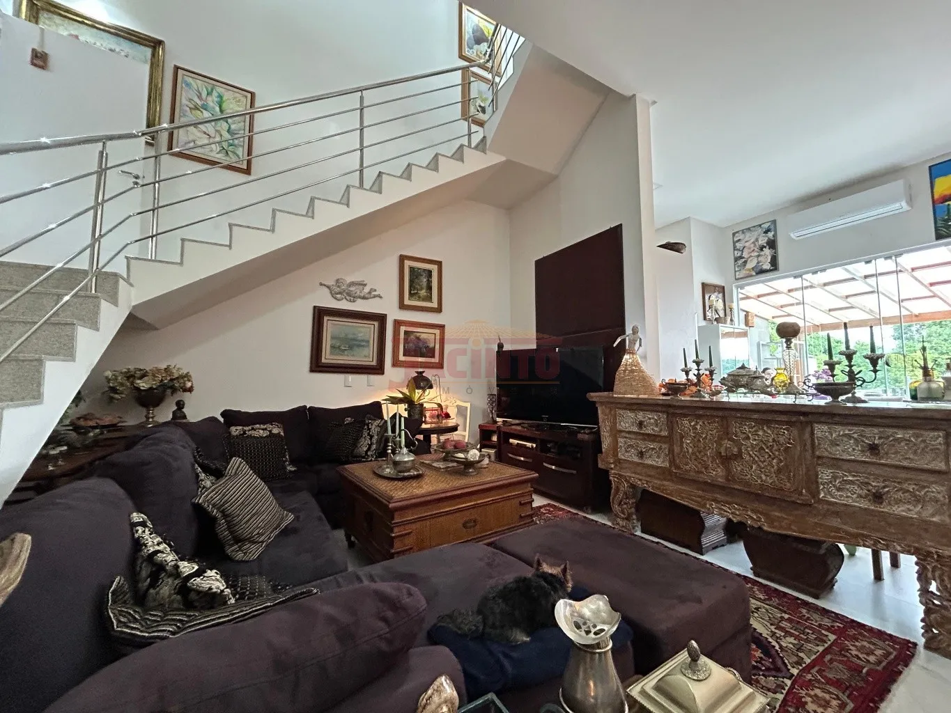 Casa semi mobiliada com 3 dormitórios sendo 1 suíte e 2 demi suítes no Bairro Fortaleza Alta. — foto 6