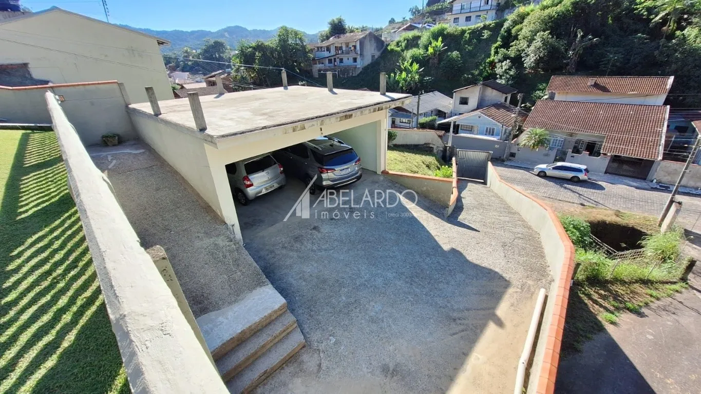 CASA RESIDENCIAL SEMIMOBILIADA COM TRÊS DORMITÓRIOS - BAIRRO GARCIA — foto 6