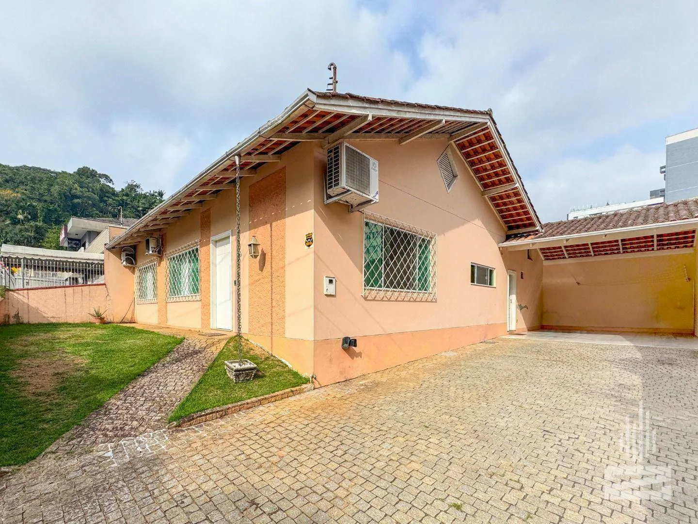 Casa com 3 dormitórios à venda, 163 m por R$ 830.000,00 - Velha - Blumenau/SC - foto 1