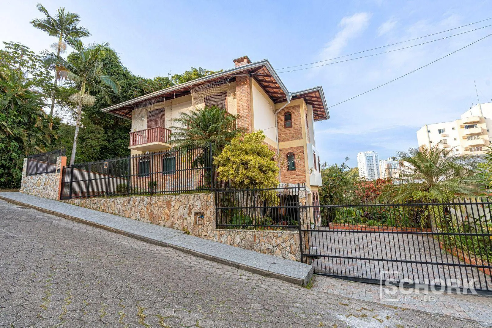 Casa com 4 dormitórios à venda, 357 m por R$ 1.300.000,00 - Vila Nova - Blumenau/SC - foto 1