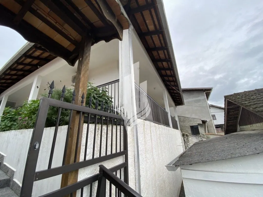 Oportunidade de casa com edícula no bairro Itoupava Norte - foto 1