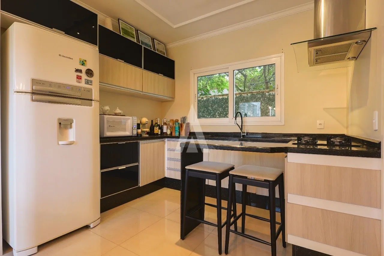 Sobrado com 1 suíte(s) mais 2 quarto(s) à venda no bairro Glória em Joinville, R$1.850.000,00 — foto 4